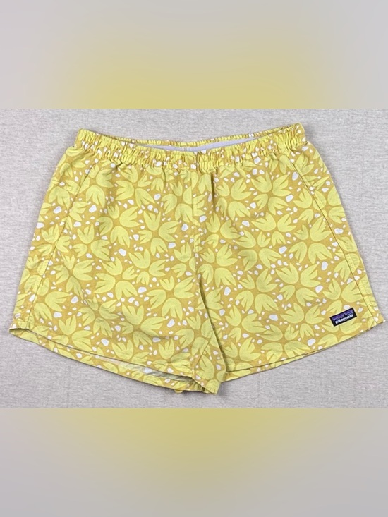 Patagonia Pants - Patagonia Baggies Floral Yellow Nylon Shorts Women’s Medium 4.5” Inseam